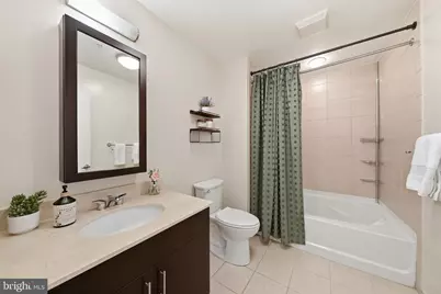 910 M Street NW #329, Washington, DC 20001 - Photo 19