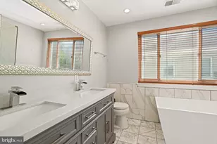 2749 Arizona Ave NW, Washington, DC 20016 - Photo 23