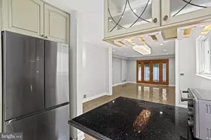 2749 Arizona Ave NW, Washington, DC 20016 - Photo 9