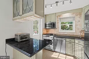 2749 Arizona Ave NW, Washington, DC 20016 - Photo 11