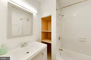 2130 13th St NW, Washington, DC 20009 - Photo 27