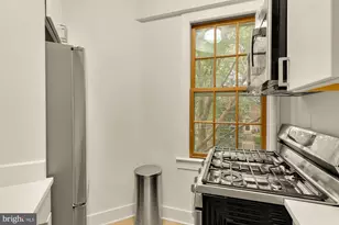 2032 Belmont Road NW, Washington, DC 20009 - Photo 15