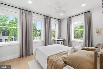 200 Cromwell Terrace NE, Washington, DC 20002 - Photo 25