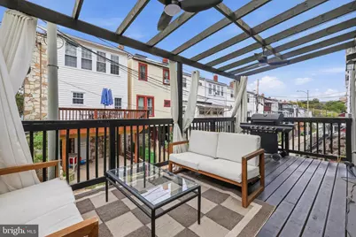 200 Cromwell Terrace NE, Washington, DC 20002 - Photo 5