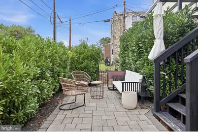 200 Cromwell Terrace NE, Washington, DC 20002 - Photo 3