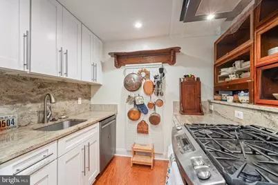 400 21st Street NE #2, Washington, DC 20002 - Photo 9