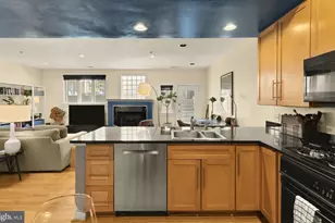 2363 Champlain St NW, Washington, DC 20009 - Photo 15