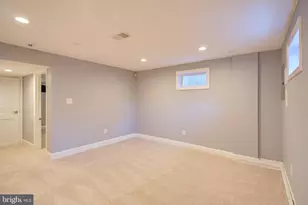618 Chesapeake St SE, Washington, DC 20032 - Photo 27