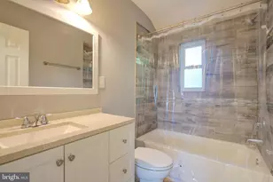 618 Chesapeake St SE, Washington, DC 20032 - Photo 25