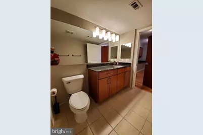 915 E St Street NW #315, Washington, DC 20004 - Photo 3