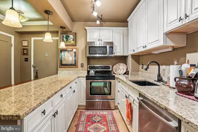 3900 Watson Place NW #B - G3G, Washington, DC 20016 - Photo 5