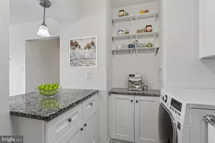 560 N St SW, Washington, DC 20024 - Photo 11