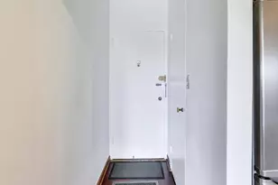 1 Scott Cir NW, Washington, DC 20036 - Photo 11