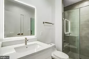 5221 F St SE, Washington, DC 20019 - Photo 19