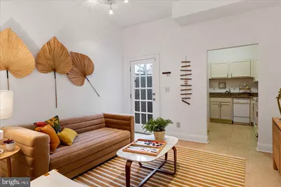 203 9th Street SE, Washington, DC 20003 - Photo 43
