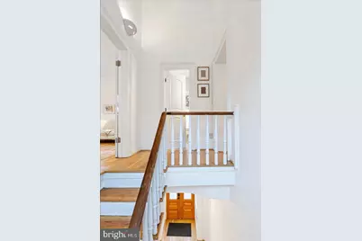 203 9th Street SE, Washington, DC 20003 - Photo 19