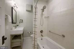 1717 2nd St NW, Washington, DC 20001 - Photo 19
