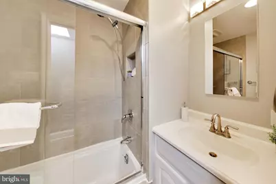 1427 Swann Street NW, Washington, DC 20009 - Photo 23