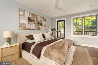 407 Independence Ave SE, Washington, DC 20003 - Photo 17