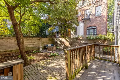 407 Independence Ave SE, Washington, DC 20003 - Photo 33