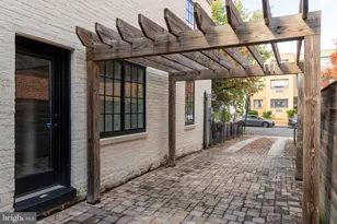 407 Independence Ave SE, Washington, DC 20003 - Photo 31