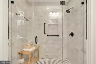 407 Independence Ave SE, Washington, DC 20003 - Photo 19