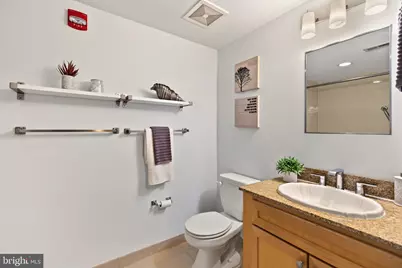 1150 K Street NW #604, Washington, DC 20005 - Photo 23