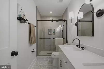 2701 Woodley Place NW, Washington, DC 20008 - Photo 31