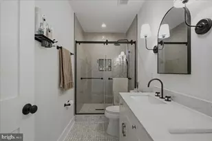 2701 Woodley Pl NW, Washington, DC 20008 - Photo 31
