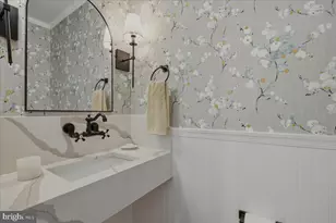 2701 Woodley Pl NW, Washington, DC 20008 - Photo 13
