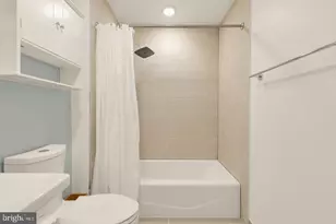 525 Water Street SW, Washington, DC 20024 - Photo 19