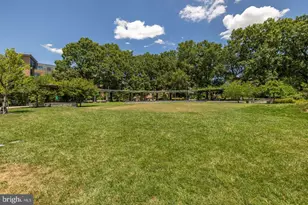 525 Water Street SW, Washington, DC 20024 - Photo 27