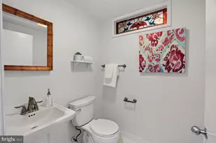 2038 18th St NW, Washington, DC 20009 - Photo 13