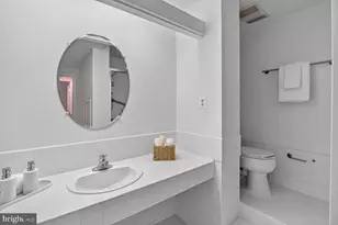 2038 18th St NW, Washington, DC 20009 - Photo 21