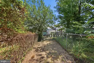 1823 Gales St NE, Washington, DC 20002 - Photo 23