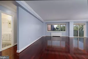 4201 Cathedral Ave NW, Washington, DC 20016 - Photo 5