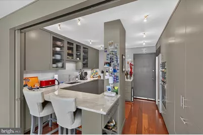 1330 New Hampshire Avenue NW #713, Washington, DC 20036 - Photo 23