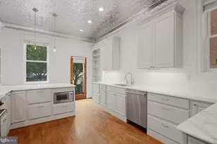 928 T St NW, Washington, DC 20001 - Photo 17