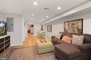 928 T St NW, Washington, DC 20001 - Photo 19