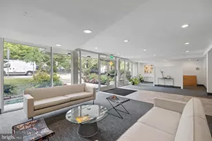 2710 Macomb St NW, Washington, DC 20008 - Photo 33