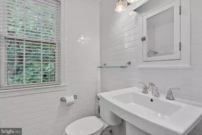 2725 Ordway Street NW #5, Washington, DC 20008 - Photo 15
