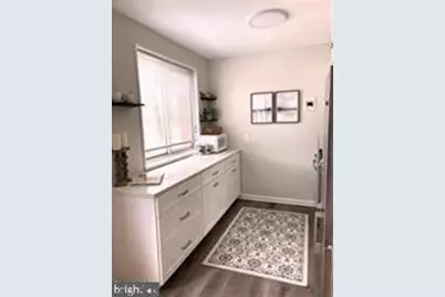 2710 Macomb Street NW #303, Washington, DC 20008 - Photo 7