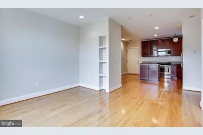219 T Street NE #202, Washington, DC 20002 - Photo 9