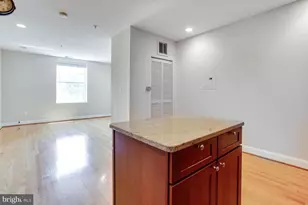 219 T St NE, Washington, DC 20002 - Photo 7