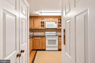 1234 Eton Ct NW, Washington, DC 20007 - Photo 17