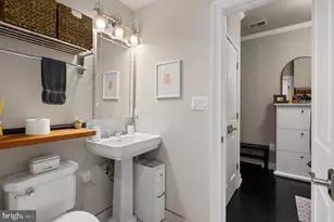 418 Seward Square SE, Washington, DC 20003 - Photo 25