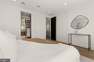 733 Euclid St NW, Washington, DC 20001 - Photo 29
