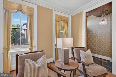 154 11th Street SE, Washington, DC 20003 - Photo 11