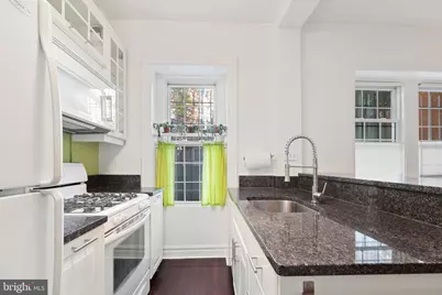 1526 17th Street NW #109, Washington, DC 20036 - Photo 13