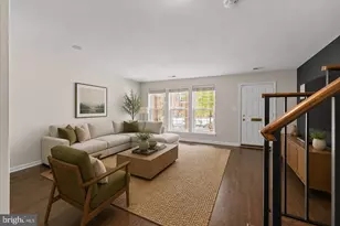 1105 Harvard St NW, Washington, DC 20009 - Photo 3